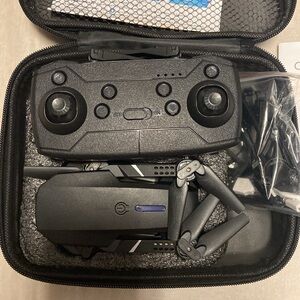 SMALL DRONE W/ CAMERA